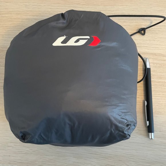 Louis Garneau Lightweight Puffer Coat - Picture 6 of 6